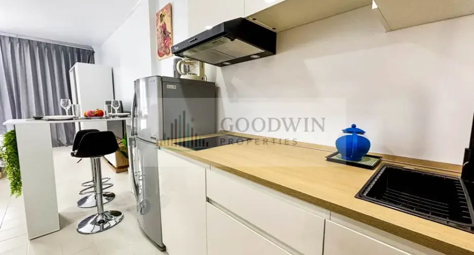 À louer et à vendre studio condo à Jomtien, Pattaya
