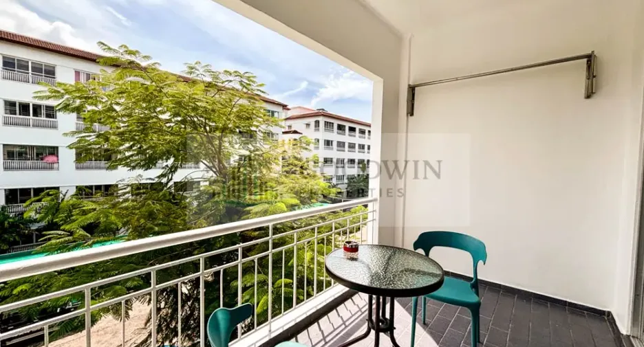 À louer et à vendre studio condo à Jomtien, Pattaya