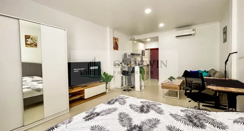 À louer et à vendre studio condo à Jomtien, Pattaya