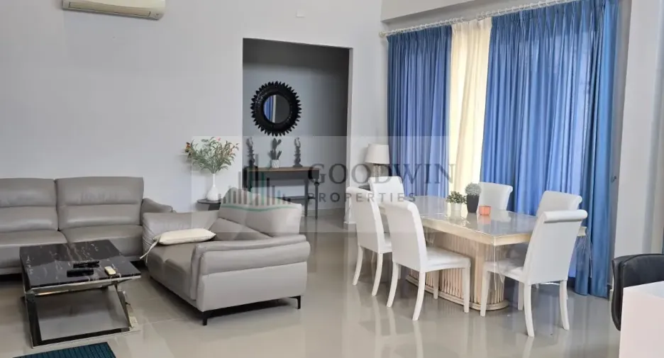 For sale 4 bedrooms house in Bang Saray, Pattaya