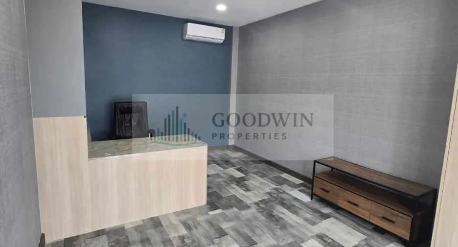For sale 5 bedrooms house in Bang Saray, Pattaya