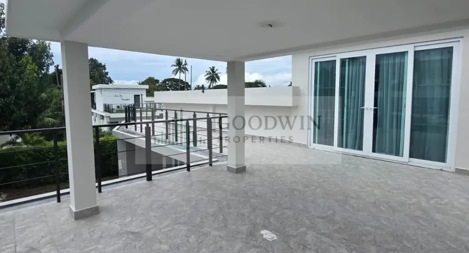 For sale 5 bedrooms house in Bang Saray, Pattaya