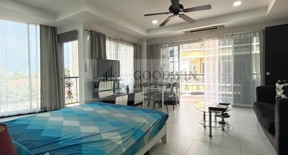 For sale studio condo in Bang Lamung, Chonburi
