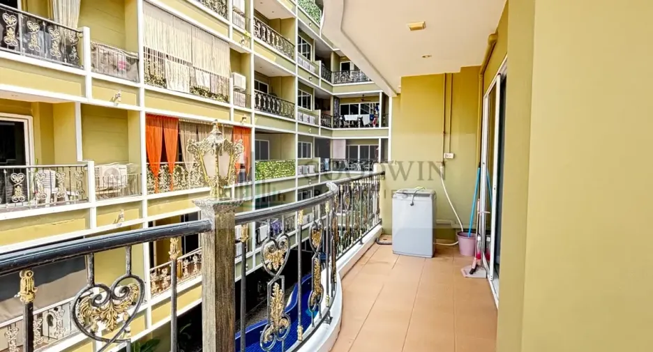 For sale studio condo in Bang Lamung, Chonburi