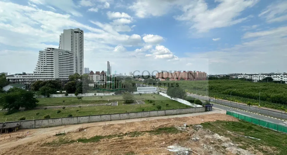 For sale studio condo in Jomtien, Pattaya