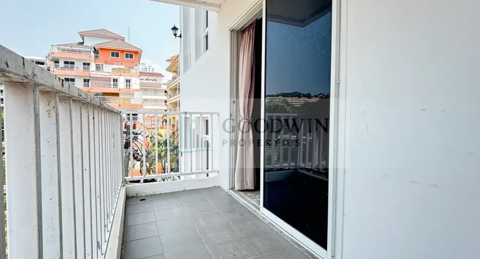 À vendre studio condo à Pratumnak, Pattaya