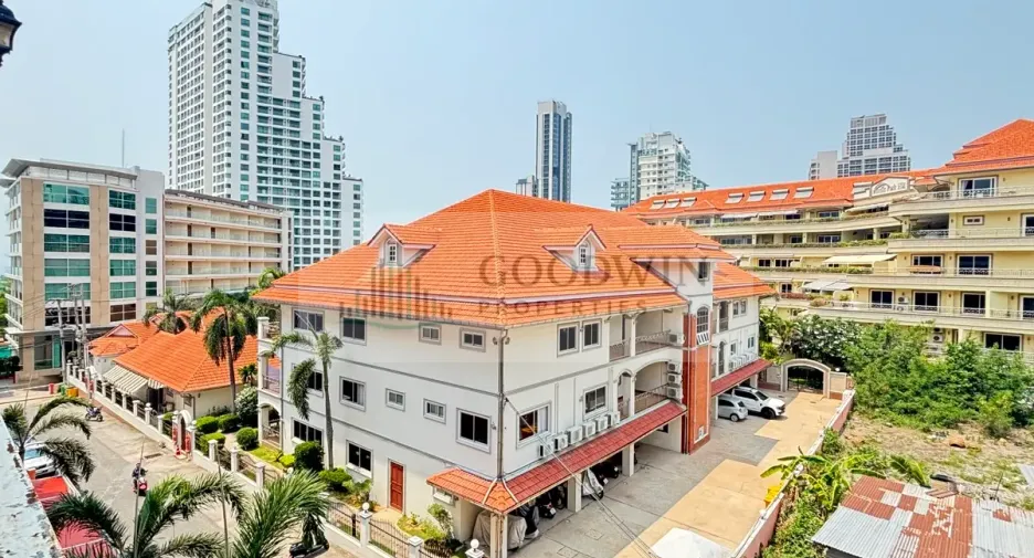 À vendre studio condo à Pratumnak, Pattaya