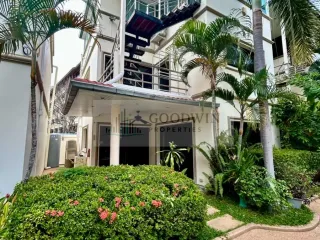 For sale 3 bedrooms townhouse in Bang Lamung, Chonburi