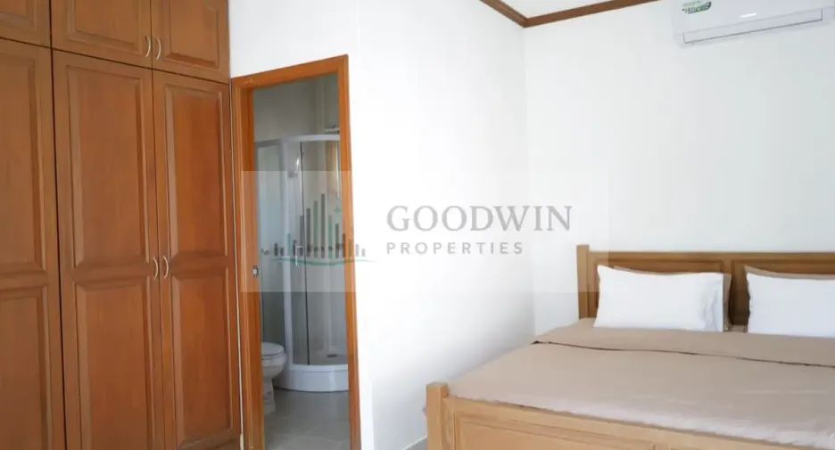 For rent 4 bedrooms house in East Pattaya, Pattaya