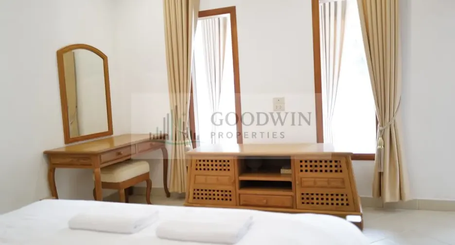For rent 4 bedrooms house in East Pattaya, Pattaya
