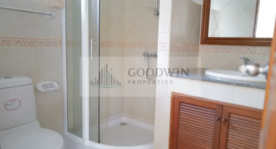 For rent 4 bedrooms house in East Pattaya, Pattaya