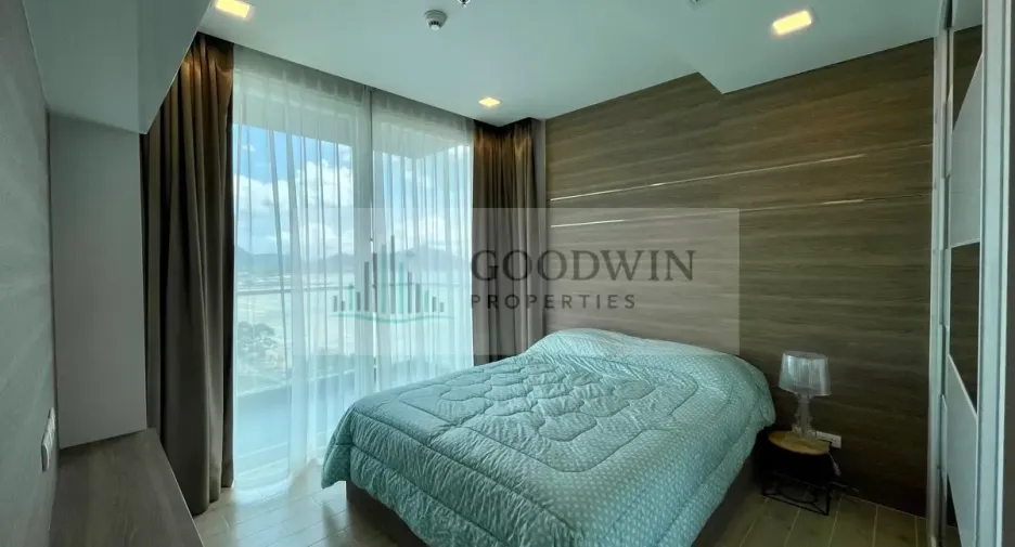 For rent そして for sale 3 ベッドルーム condo in Sattahip, Chonburi