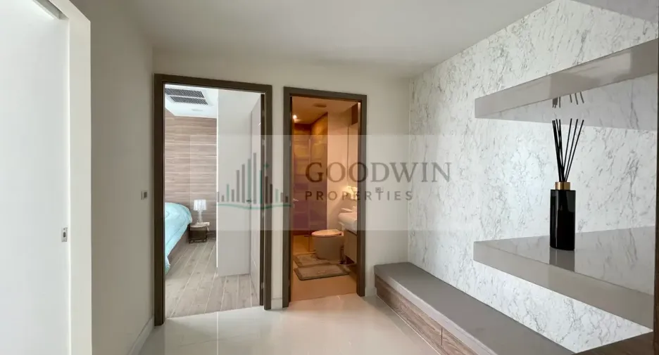 For rent そして for sale 3 ベッドルーム condo in Sattahip, Chonburi