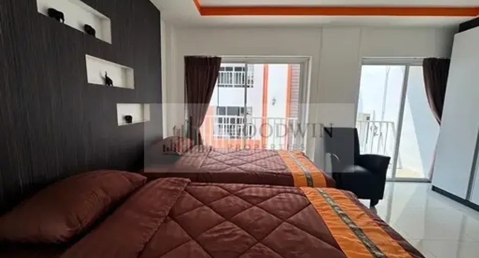 À louer et à vendre studio condo à Pratumnak, Pattaya