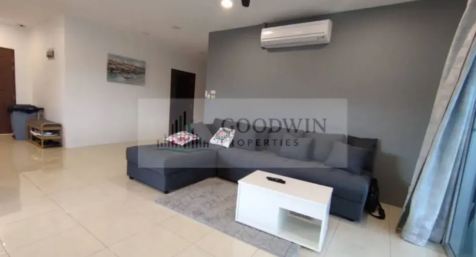 For sale 3 bedrooms condo in Pratumnak, Pattaya