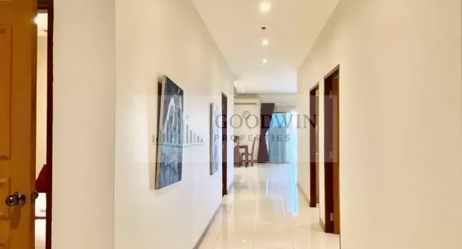 For sale 3 ベッドルーム condo in Pratumnak, Pattaya