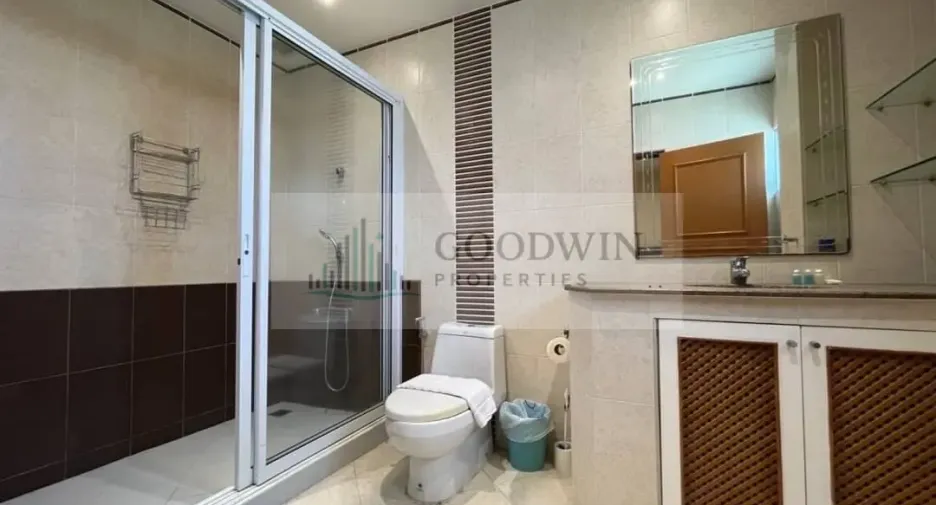 For sale 3 ベッドルーム condo in Pratumnak, Pattaya