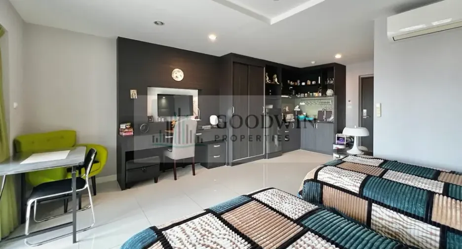 For sale studio condo in Bang Lamung, Chonburi