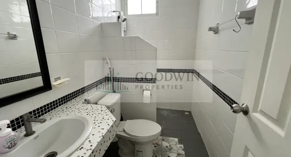 Haus zum Kauf mit 3 Zimmer in Bang Lamung, Chonburi