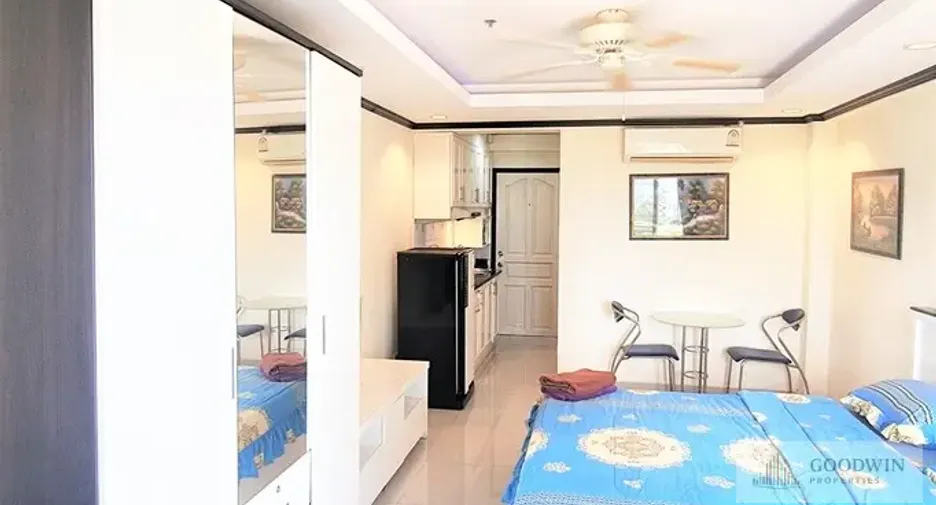 For rent and for sale studio condo in Jomtien, Pattaya