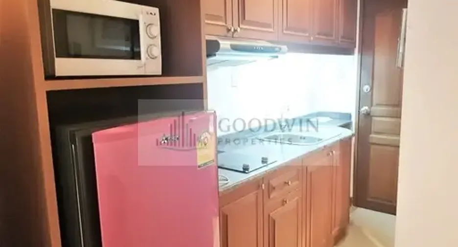 For rent and for sale studio condo in Jomtien, Pattaya