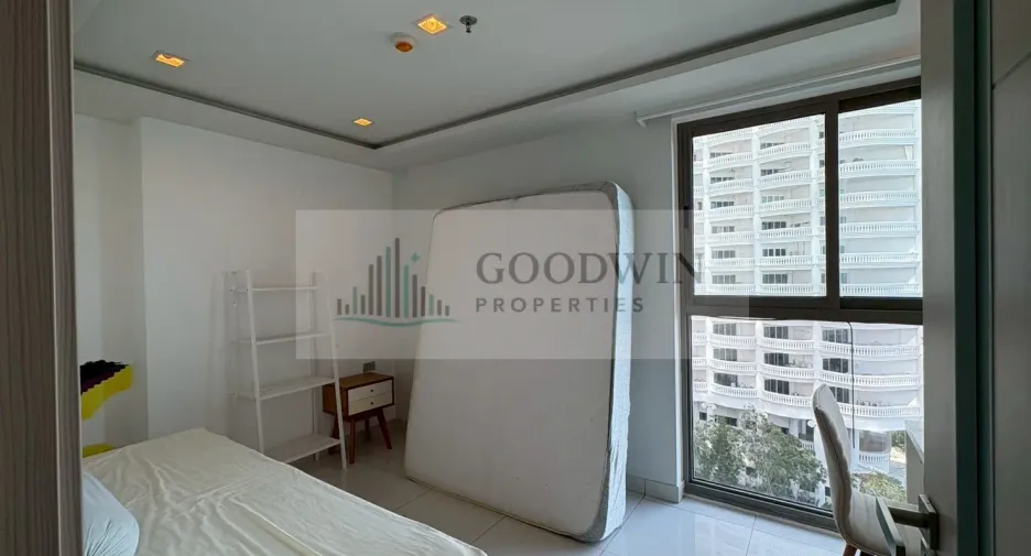 For rent and for sale 2 bedrooms condo in North Pattaya, Pattaya