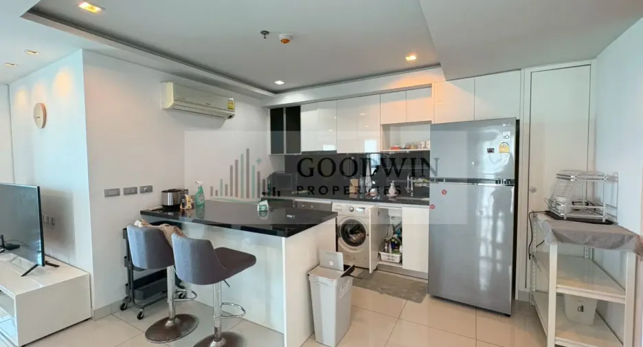 For rent and for sale 2 bedrooms condo in North Pattaya, Pattaya