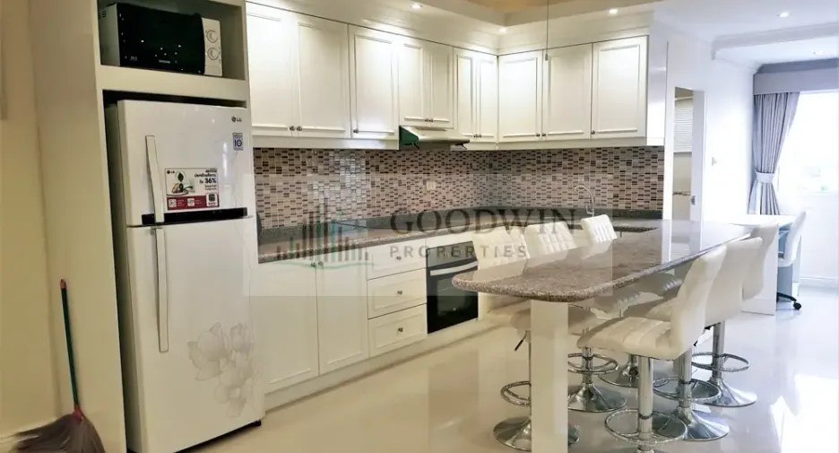 For rent and for sale 2 bedrooms condo in Bang Lamung, Chonburi