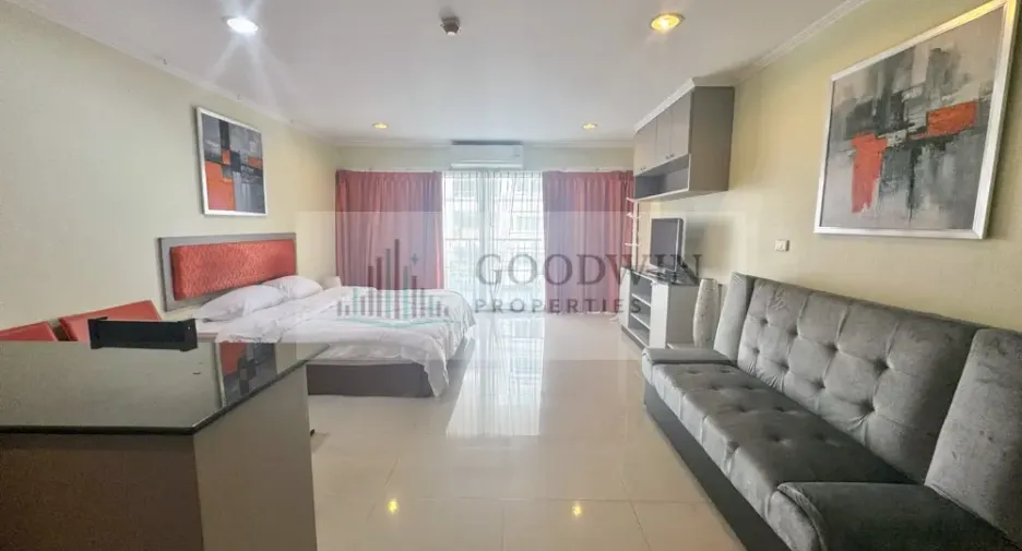 À louer et à vendre studio condo à South Pattaya, Pattaya