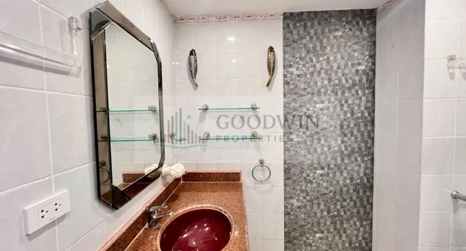 For rent and for sale 1 bed condo in Jomtien, Pattaya