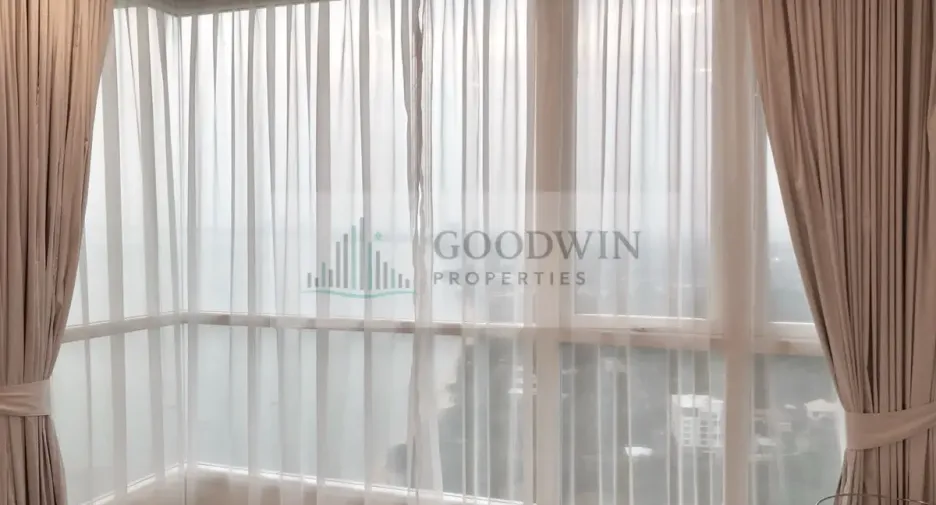 Condo en venta de 3 habitaciones en Sattahip, Chonburi