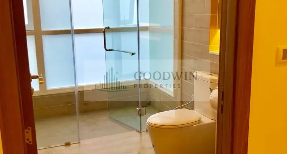 Condo en venta de 3 habitaciones en Sattahip, Chonburi
