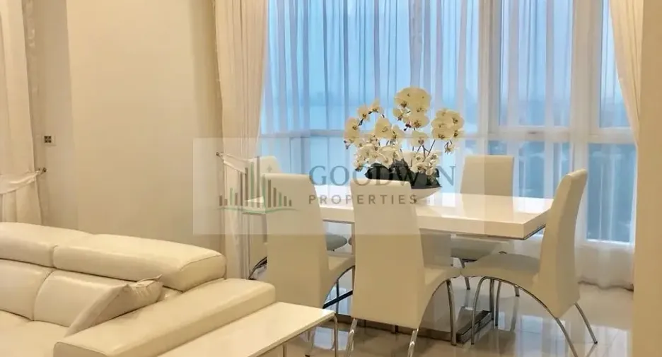 Condo en venta de 3 habitaciones en Sattahip, Chonburi