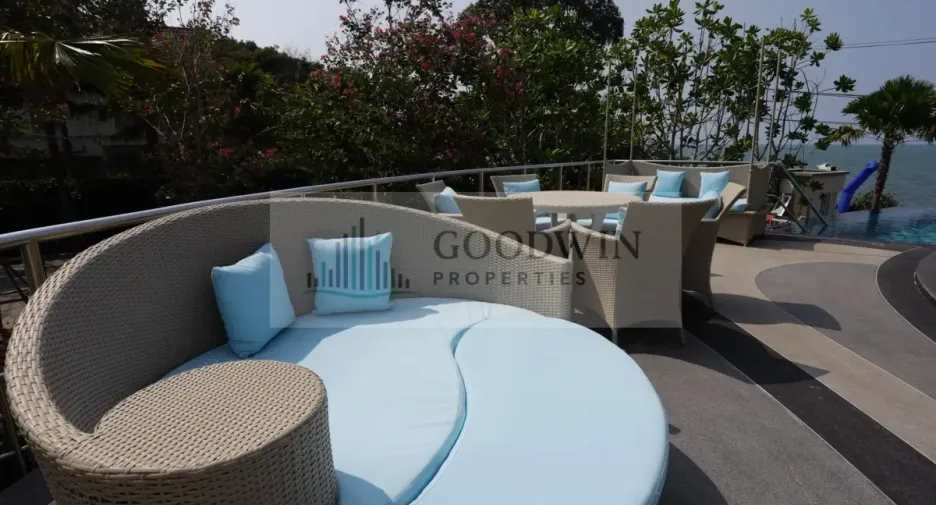 Condo en venta de 3 habitaciones en Sattahip, Chonburi