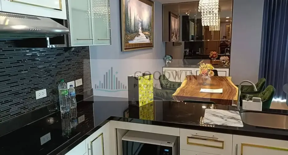 Аренда и продажа 2 спальни кондо в Йомтиен, Паттайя