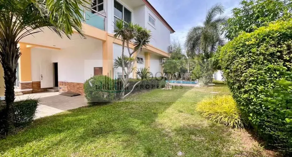 For rent and for sale 4 bedrooms house in Huay Yai, Pattaya