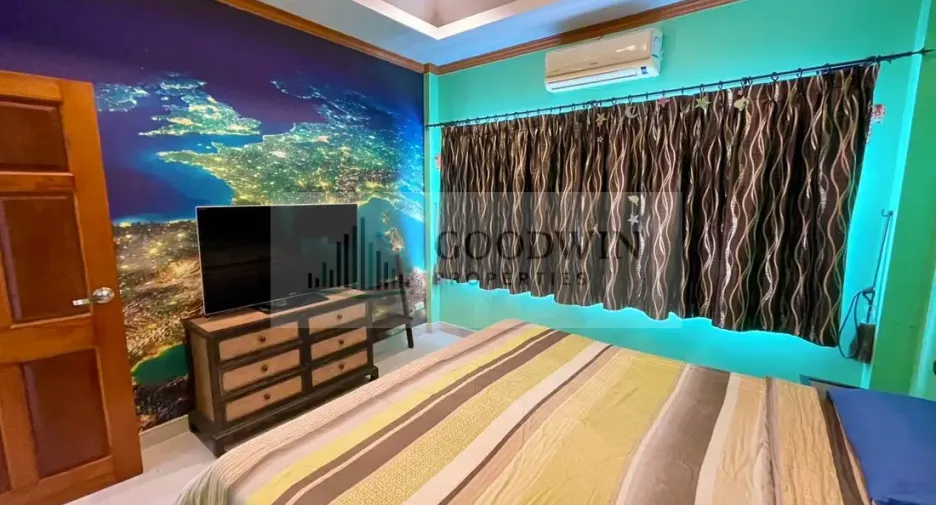For rent and for sale 4 bedrooms house in Huay Yai, Pattaya