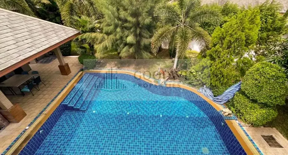 For rent and for sale 4 bedrooms house in Huay Yai, Pattaya