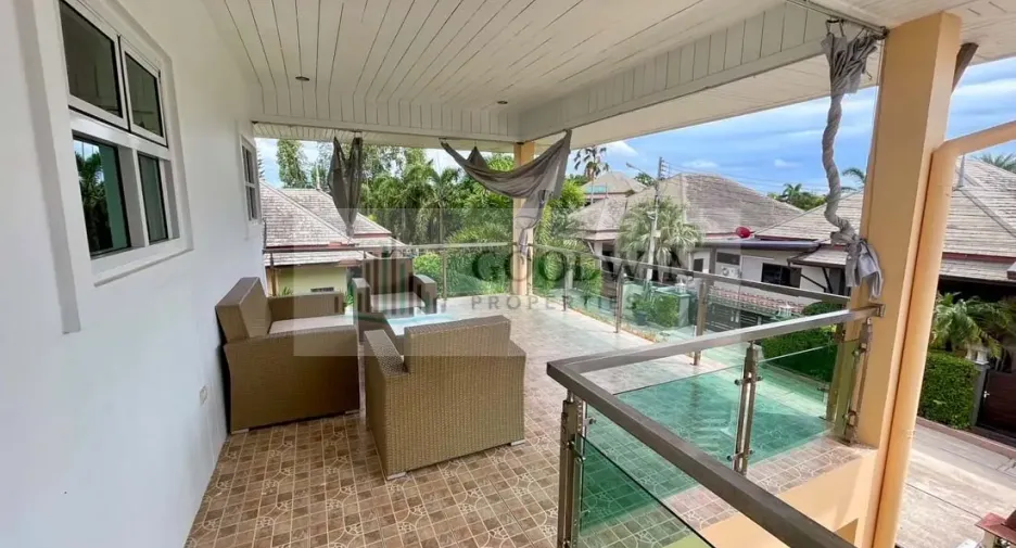 For rent and for sale 4 bedrooms house in Huay Yai, Pattaya