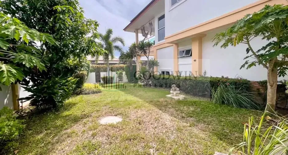For rent and for sale 4 bedrooms house in Huay Yai, Pattaya