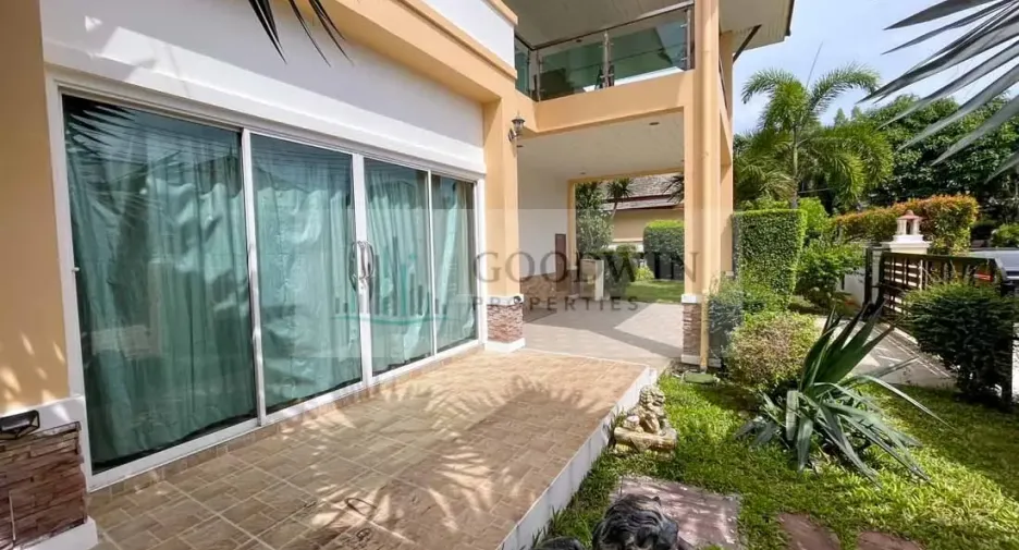 For rent and for sale 4 bedrooms house in Huay Yai, Pattaya