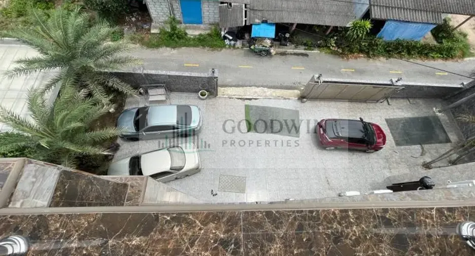 Haus zum Kauf mit 7 Zimmer in Sattahip, Chonburi
