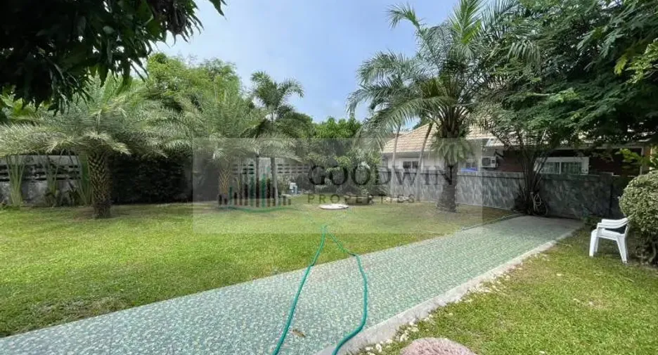 Haus zum Kauf mit 7 Zimmer in Sattahip, Chonburi