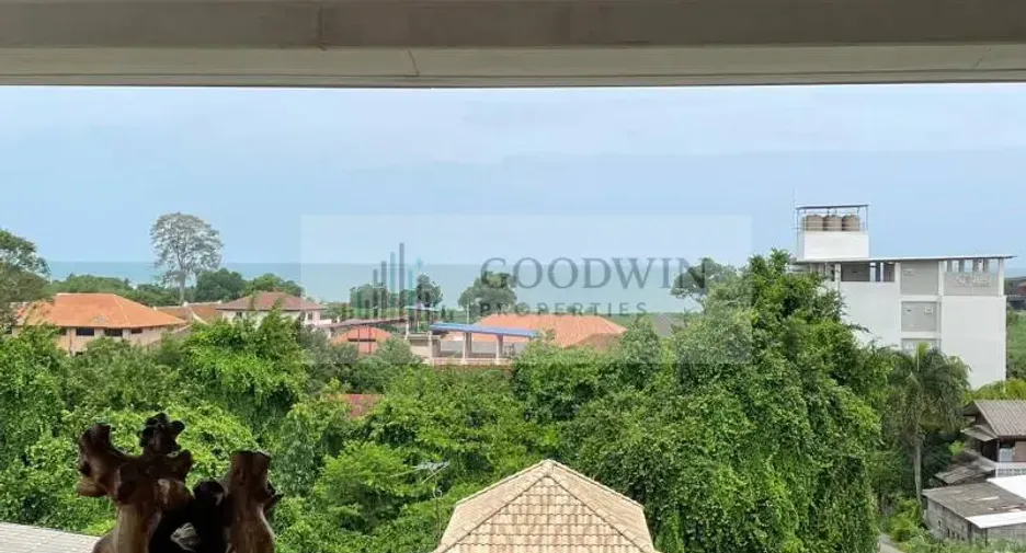 Haus zum Kauf mit 7 Zimmer in Sattahip, Chonburi