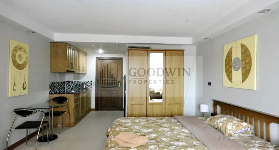 For rent and for sale studio condo in Jomtien, Pattaya