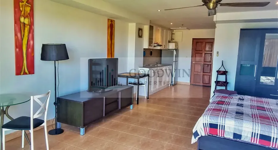 For rent and for sale studio condo in Jomtien, Pattaya