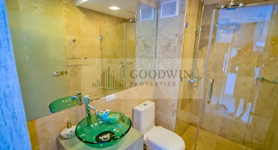 For rent 2 bedrooms condo in North Pattaya, Pattaya