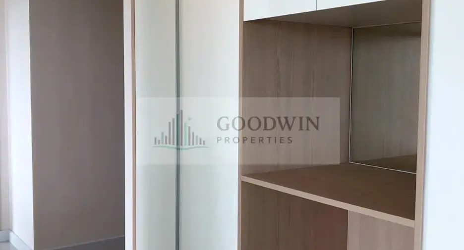 For rent そして for sale 2 ベッドルーム condo in Sattahip, Chonburi