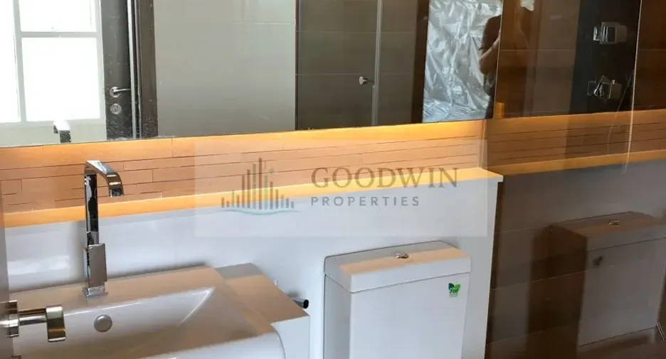For rent そして for sale 2 ベッドルーム condo in Sattahip, Chonburi