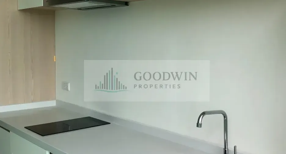 For rent そして for sale 2 ベッドルーム condo in Sattahip, Chonburi